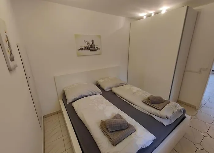 Romantic With Big Terrace And Garden View Appartement *