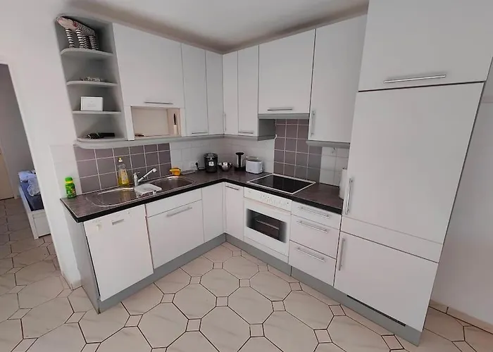 Appartement Romantic With Big Terrace And Garden View *